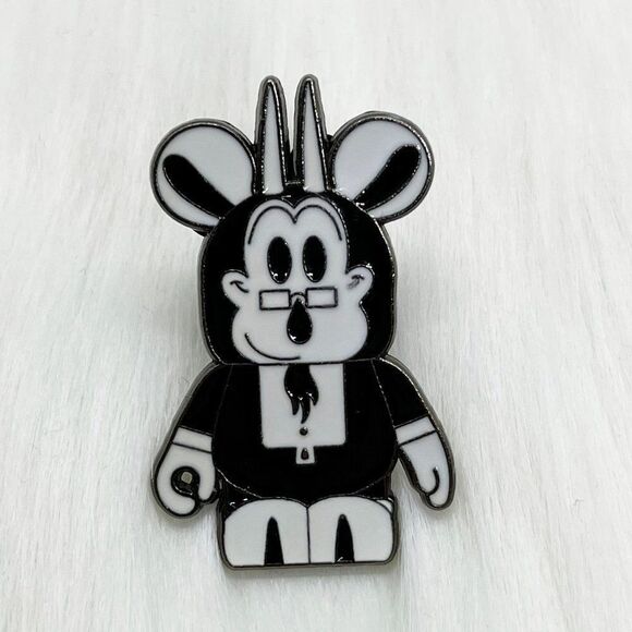 🔮 5/$25 Disney Vinylmation Classic‎ Disney Gideon Goat Pin - Picture 1 of 3